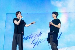 LEETEUK และ HEECHUL ถ่ายทอดสายใยมิตรภาพในฐานะ 'SUPER JUNIOR-83z' ผ่านแฟนคอนครั้งแรกในประเทศไทย "2026 SUPER JUNIOR-83z FANCON TOUR [1983] in BANGKOK"